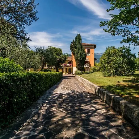 Apartment Cascina La Scala Salo